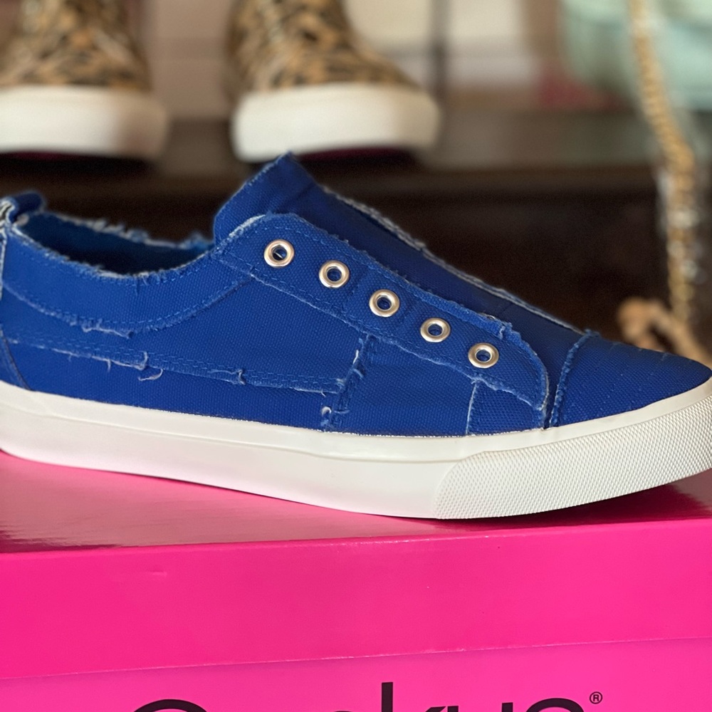 Corkys slip in sneakers - new